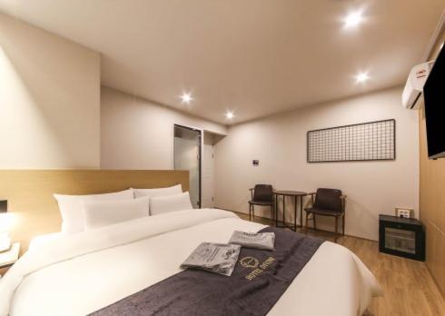 Gwangju Divine Hotel Gwangju Metropolitan City Habitación foto